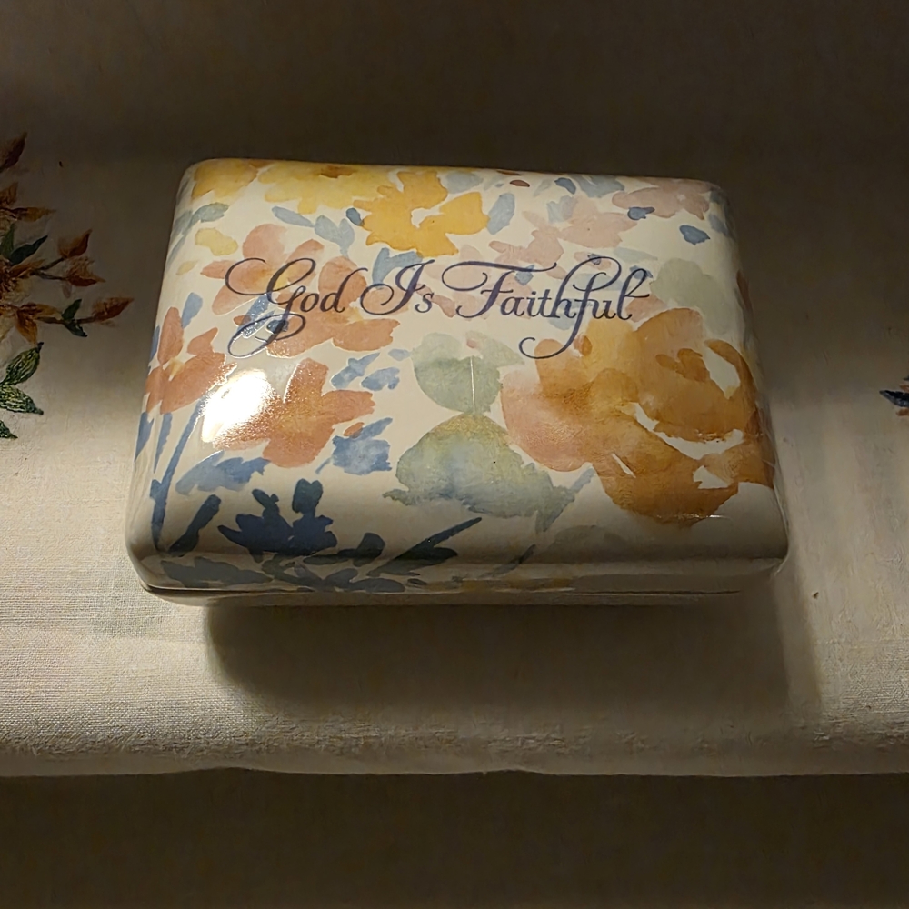 Inspirational And Spiritual Reading From Dayspring Cards "God Is Faithful"